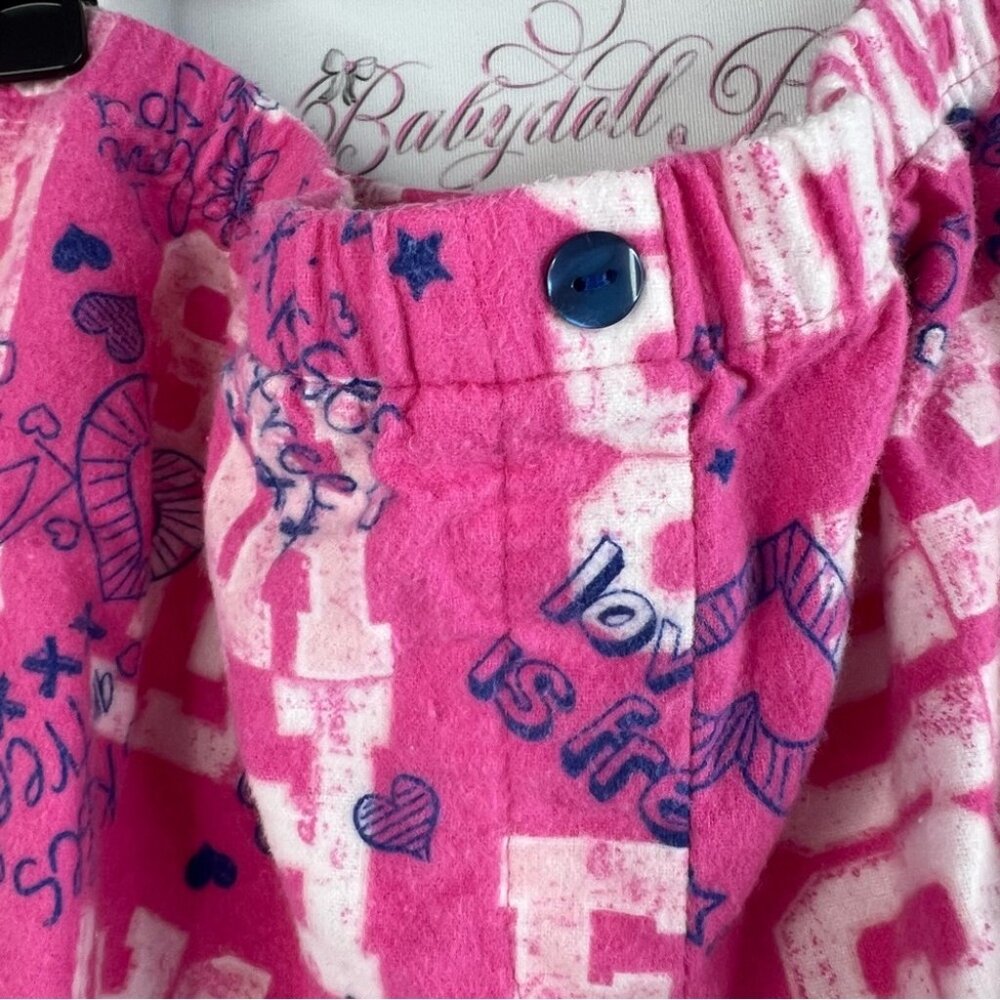 725 originals plus shorts free hugs love hearts Pink Graphic Women's Shorts - Picture 6 of 10